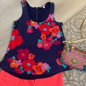 Lilly Pulitzer swing tank top! Longer length in back